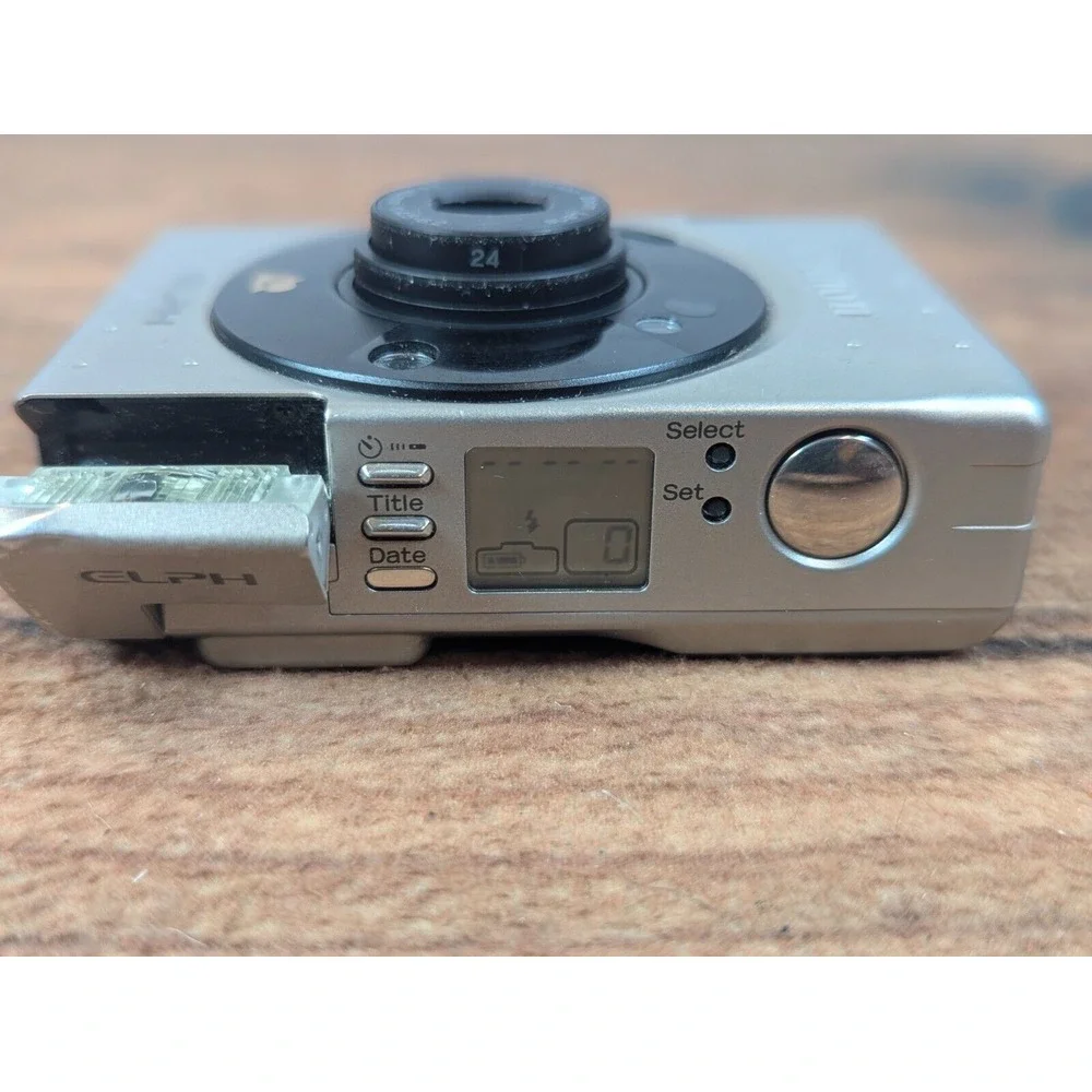 CANON ELPH / Point & Shoot Film Camera - Functions Tested -‎ Flash doesn't close